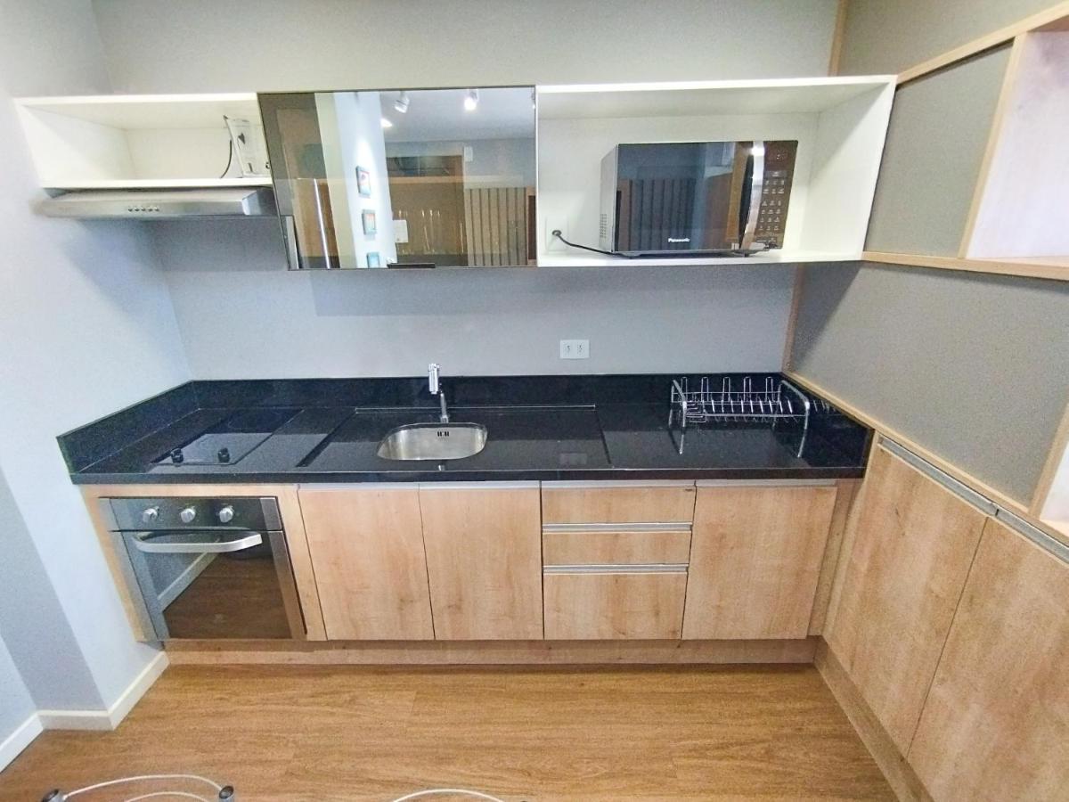 Home Studio - Apartamento Central - Ayn026 กูรีตีบา ภายนอก รูปภาพ